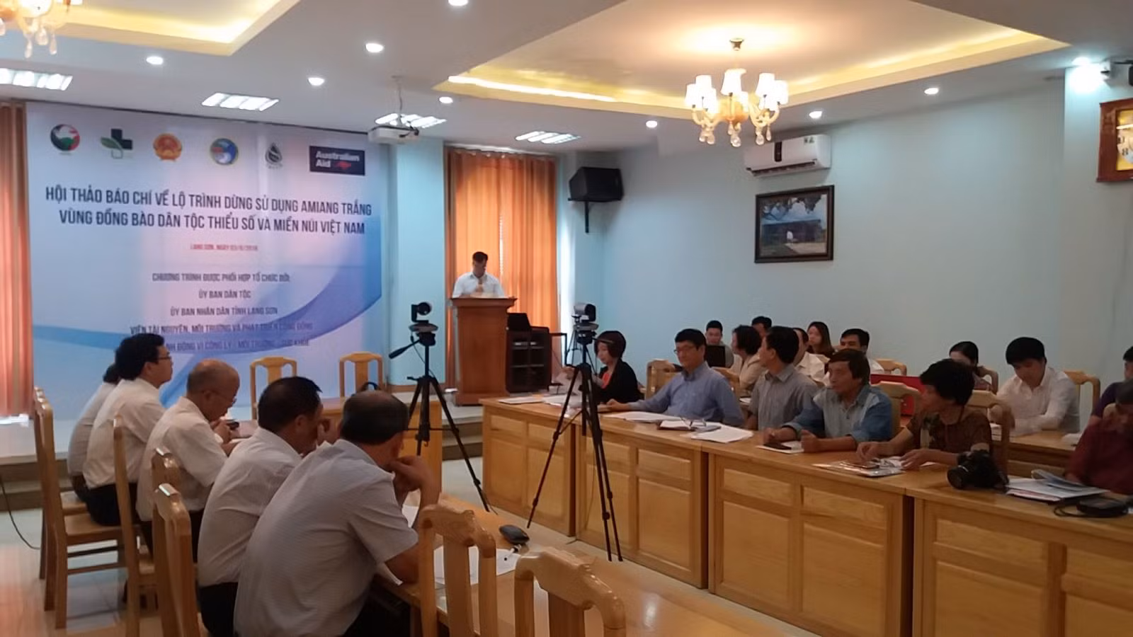 Chú thích ảnh