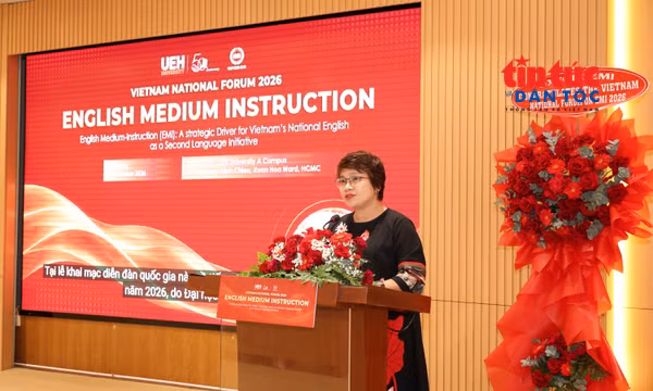 Đổi mới và nâng cao chất lượng giảng dạy chuyên ngành bằng tiếng Anh