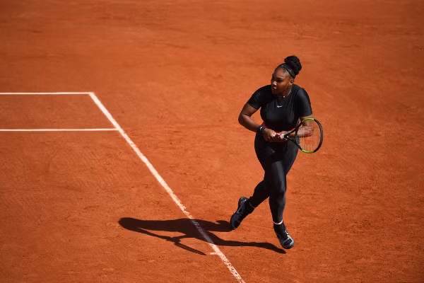 Serena Williams trở lại ấn tượng với quần vợt thế giới bằng thời trang ‘độc, lạ’ ảnh 4