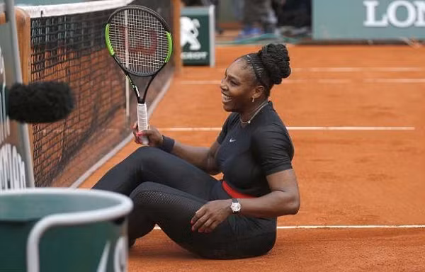 Serena Williams trở lại ấn tượng với quần vợt thế giới bằng thời trang ‘độc, lạ’ ảnh 5
