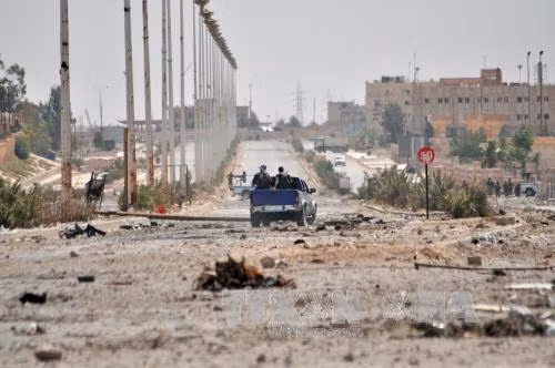 Không quân Syria tiêu diệt hàng chục phiến quân IS ảnh 1