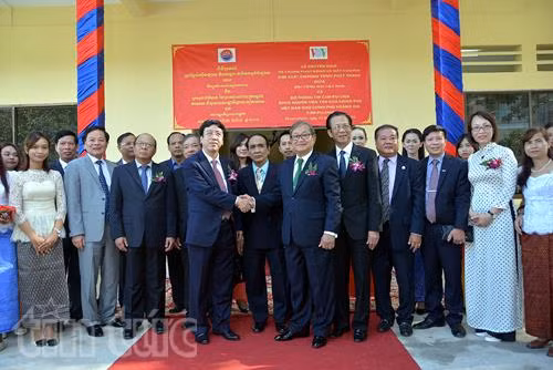 Campuchia khánh thành Đài phát thanh do Việt Nam viện trợ ảnh 1