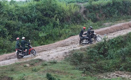 Dự án cầu treo “treo” 4 năm chưa hoàn thành ảnh 6