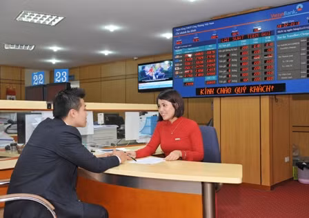 Lãi suất cho vay cố định chỉ còn từ 7,5%/năm ảnh 1