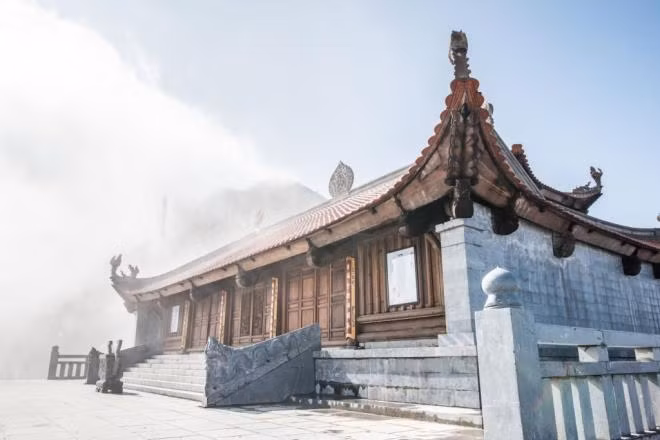 Đỉnh Fansipan mở hội khèn hoa, du khách háo hức check-in không gian văn hóa Tây Bắc ảnh 3