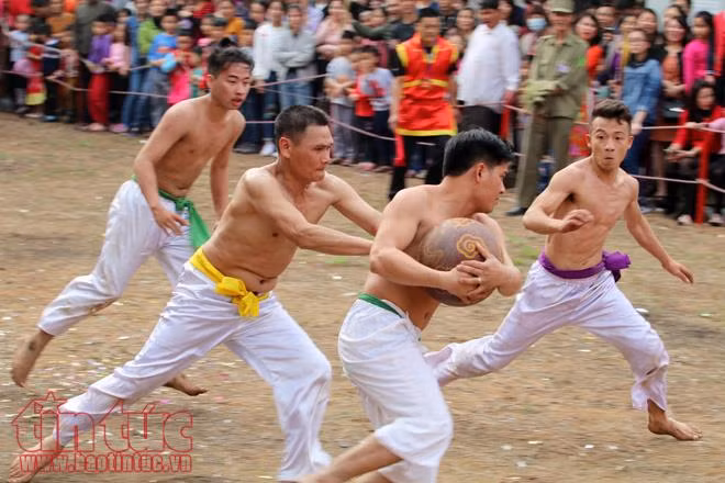 Tưng bừng hội vật cầu Thúy Lĩnh Hà Nội ảnh 10