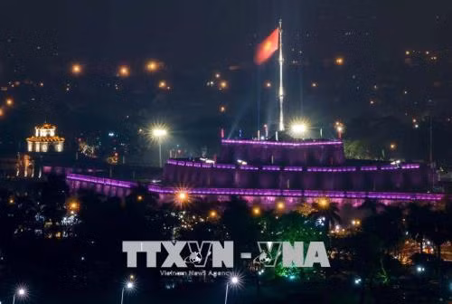 Thắp sáng Kỳ đài Huế, tạo điểm nhấn thu hút du khách ảnh 1
