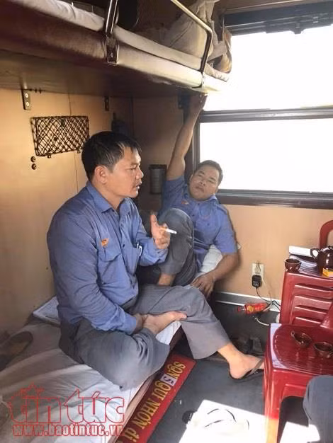 Trên chuyến tàu cuối năm! ảnh 1