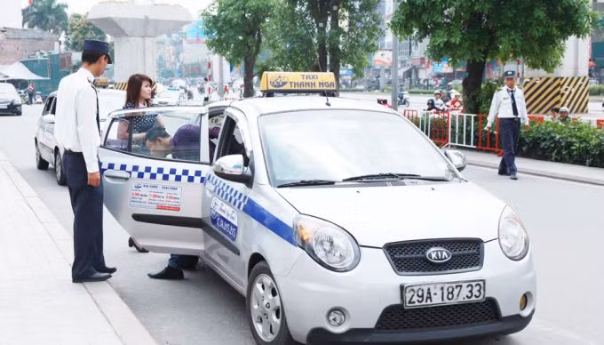 Taxi ‘cháy hàng’ dịp Tết ảnh 1