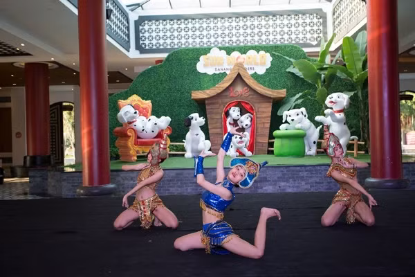 Sẽ tiếc hùi hụi nếu lỡ cơ hội xem 'Mai vàng sắc xuân' ở Sun World Danang Wonders ảnh 9