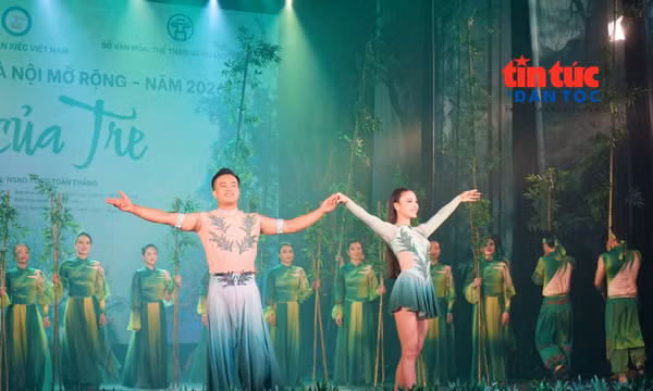 ‘Lời của Tre’ chinh phục khán giả Liên hoan Sân khấu Hà Nội mở rộng