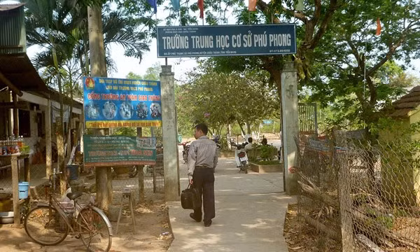 Một học sinh lớp 9 bị đâm chết sau giờ học ảnh 1