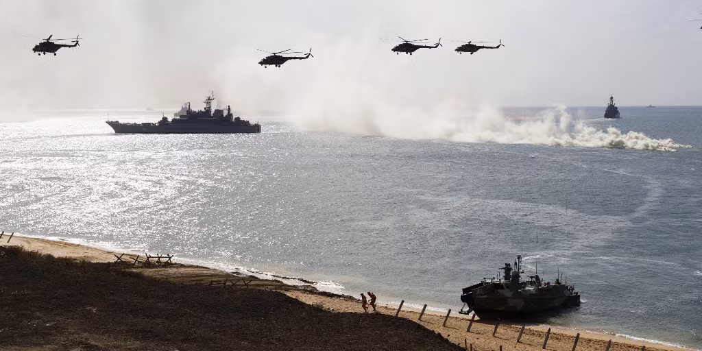 Cuộc tập trận rúng động NATO của Nga: ‘Con ngựa thành Troy thế kỷ 21’? ảnh 1