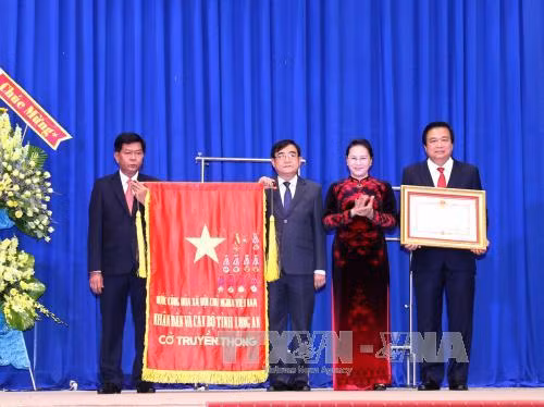 Long An kỷ niệm 50 năm ngày được phong tặng danh hiệu 8 chữ vàng ảnh 1