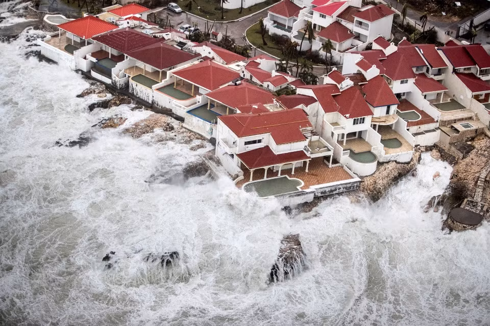 Hình ảnh đáng sợ về hậu quả tàn khốc siêu bão Irma để lại vùng Caribe ảnh 12