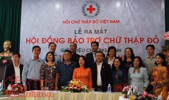 Trên 1.500 bệnh nhân nghèo có cơ hội được khám và điều trị miễn phí ảnh 1