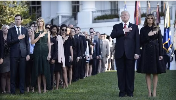 Tổng thống Trump lần đầu chủ trì lễ tưởng niệm các nạn nhân 11/9 tại Nhà Trắng ảnh 1
