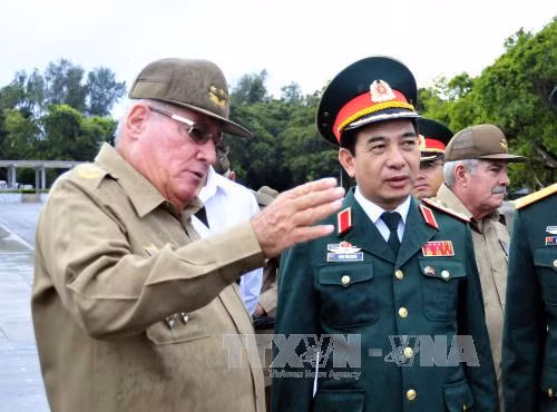 Đoàn đại biểu quân sự cấp cao Việt Nam thăm chính thức Cuba ảnh 2