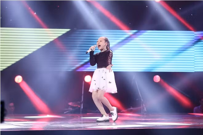 Trực tiếp tập 5 vòng Giấu mặt The Voice Kids 2017: Soobin Hoàng Sơn 'thắng lớn' ảnh 18