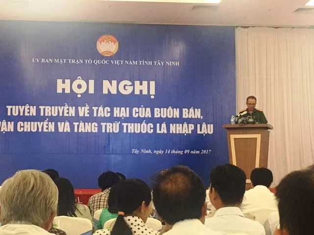 Xe khách không chở khách, tuồn thuốc lá lậu vào nội địa ảnh 2