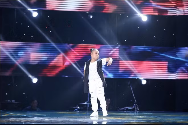 Trực tiếp tập 5 vòng Giấu mặt The Voice Kids 2017: Soobin Hoàng Sơn 'thắng lớn' ảnh 11