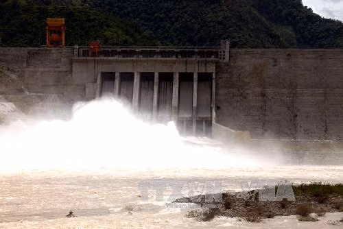 11 giờ ngày 15/9, đóng 1 cửa xả còn lại tại Thuỷ điện Sơn La ảnh 1