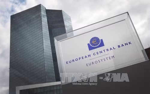 ECB bắt đầu giảm dần chương trình thu mua trái phiếu hỗ trợ Eurozone ảnh 1