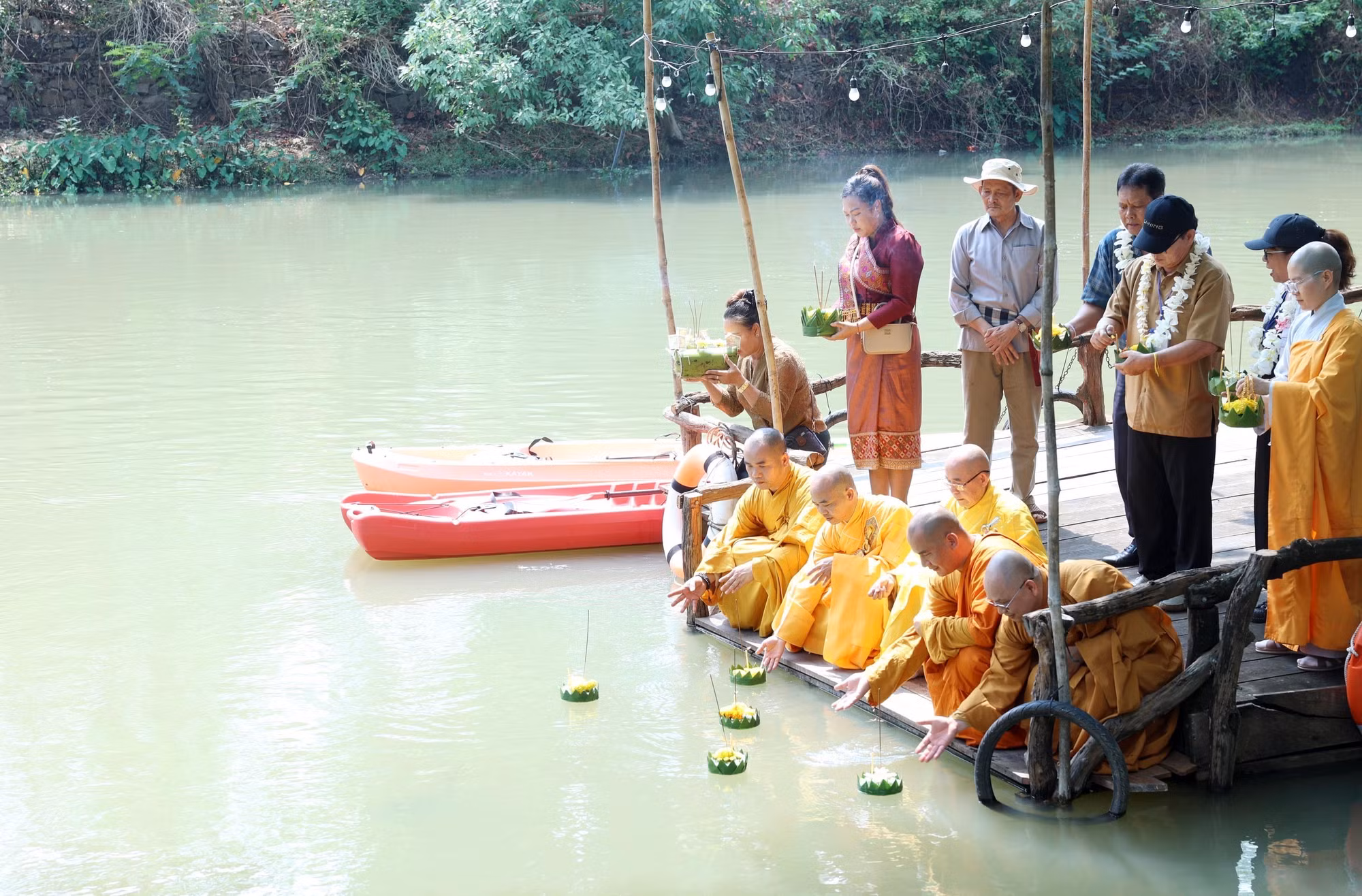 potal-dak-lak-to-chuc-tet-co-truyen-bunpimay-lao-phat-lich-2568-nam-2025-7968367.jpg