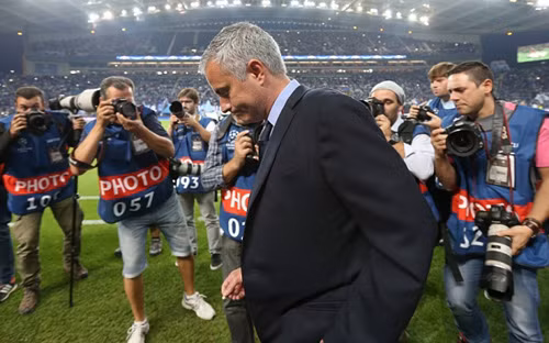 Ngày về buồn của Mourinho ảnh 1