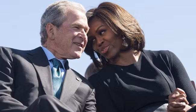 Tình bạn đẹp giữa ông Bush và Đệ nhất Phu nhân Mỹ ảnh 5