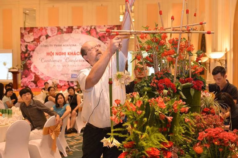 Trình diễn hoa nghệ thuật Dalat Hasfarm ảnh 1