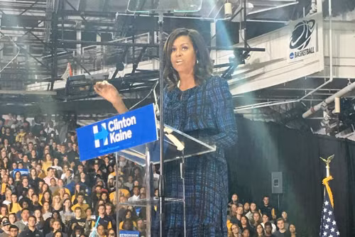 Đệ nhất Phu nhân Mỹ Michelle Obama chê ông Trump đầy thâm thúy ảnh 1