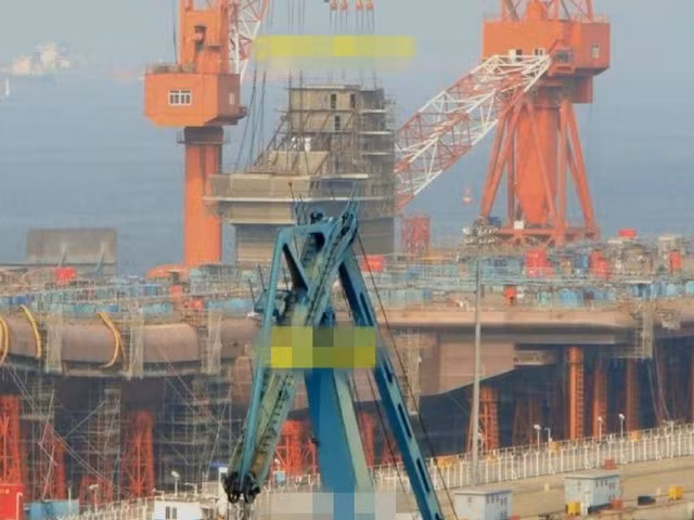 Trung Quốc gấp rút hoàn thành tàu sân bay để bố trí ở Biển Đông ảnh 3