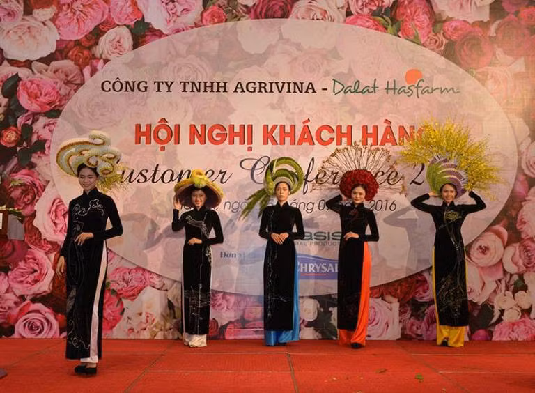 Trình diễn hoa nghệ thuật Dalat Hasfarm ảnh 4