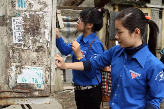 Hà Nội nan giải chặn quảng cáo, rao vặt trái phép ảnh 2