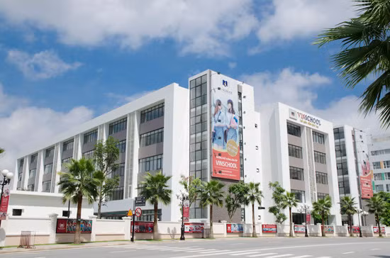 Vingroup chuyển Vinmec, Vinschool sang mô hình phi lợi nhuận ảnh 1