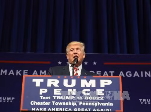 Hai đấu thủ Trump-Clinton sẵn sàng cho cuộc tranh luận đầu tiên ảnh 1