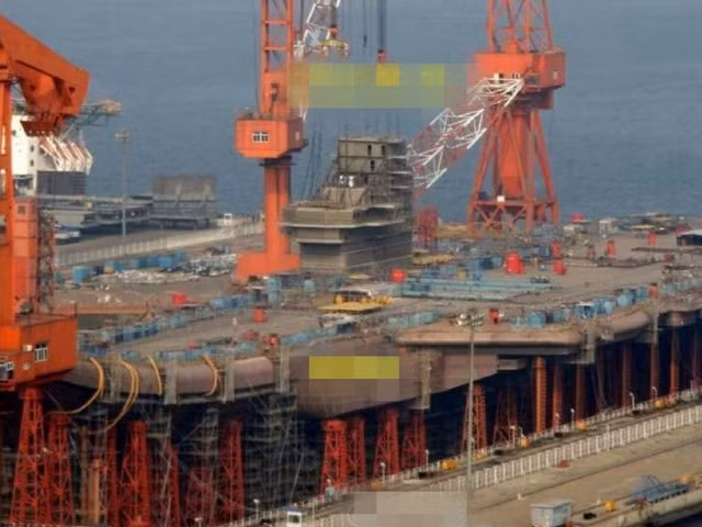 Trung Quốc gấp rút hoàn thành tàu sân bay để bố trí ở Biển Đông ảnh 6