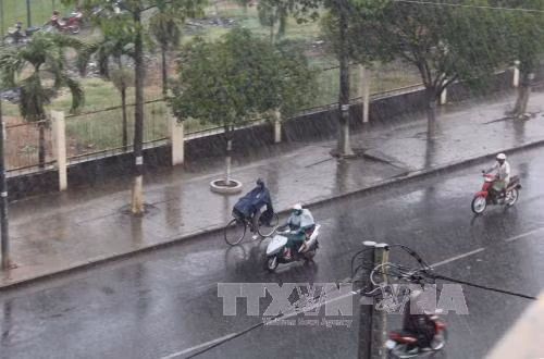 Bắc bộ trời mát, Trung bộ mưa giảm nhanh ảnh 1