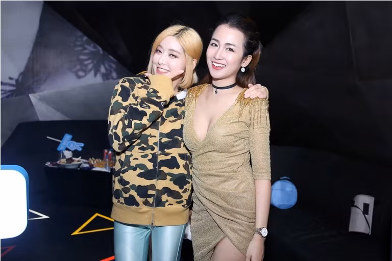 DJ Trang Moon đọ vẻ nhí nhảnh với DJ Hàn Quốc ảnh 5