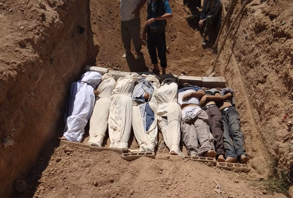 Phát hiện mộ tập thể chôn 150 người Sunni Iraq ảnh 1
