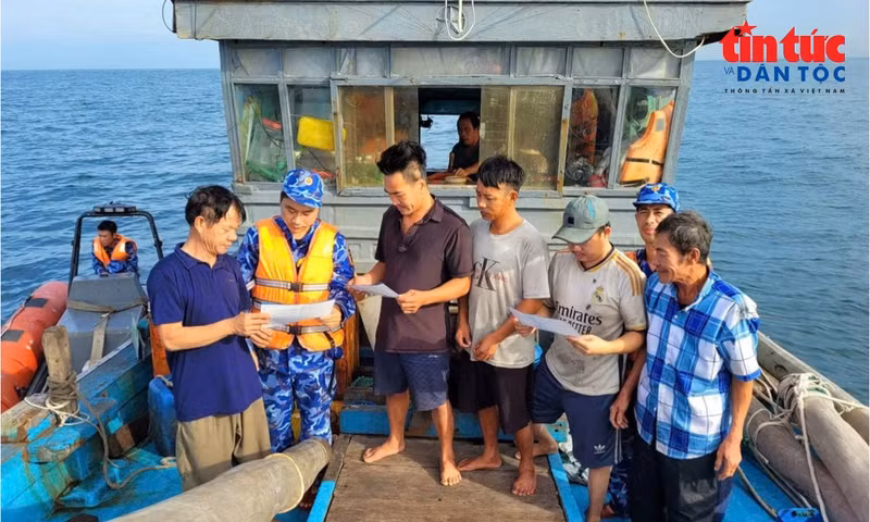 Thiếu tướng Lương Đình Hưng, Phó Tư lệnh Pháp luật, Bộ Tư lệnh Cảnh sát biển Việt Nam. Ảnh: Viết Tôn