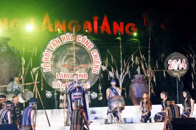 Đua ngựa không yên trên đỉnh Langbian ảnh 2