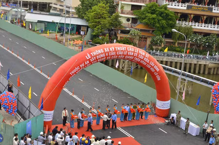 TPHCM thông kỹ thuật cầu Lê Văn Sỹ ảnh 1