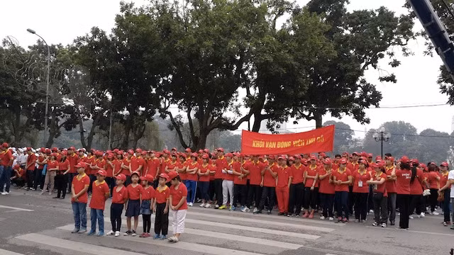 'Ngày chạy Olympic vì sức khỏe nhân dân' ảnh 1