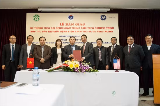 Bệnh viện Bạch Mai tăng cường hệ thống theo dõi bệnh nhân ảnh 2