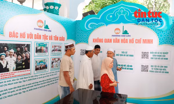 Giáo dục mở đường cho thế hệ trẻ Chăm Islam vươn lên