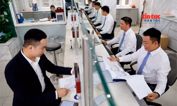 TP Hồ Chí Minh chấn chỉnh việc giải quyết thủ tục nhà đất