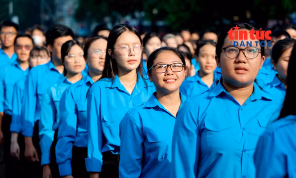 Hơn 3.000 thanh niên đồng ca xác lập Kỷ lục Việt Nam
