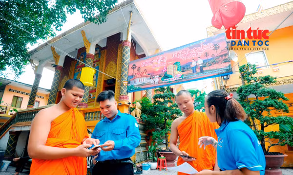 Đưa công nghệ số đến với đồng bào dân tộc ở TP Hồ Chí Minh